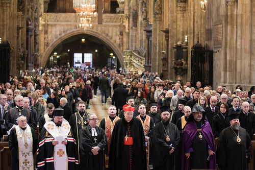Ökumenisches Friedensgebet im Stephansdom